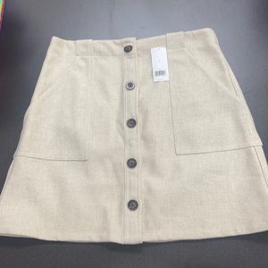 Brand NWT Banana Republic skirt size 4